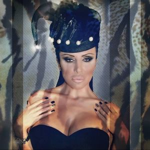 Meet your Posher, Amela